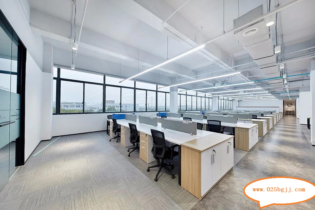 康冠辦公桌如何能隨心“折騰擺布”?